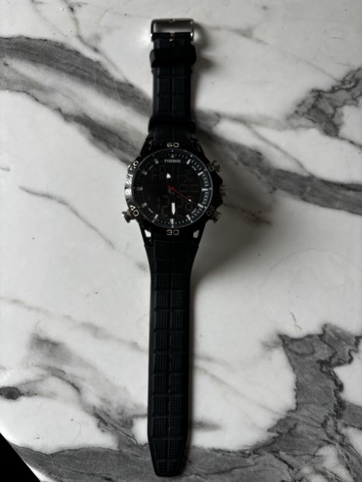 Продавам мъжки часовник FOXBOX – аналогов + дигитален