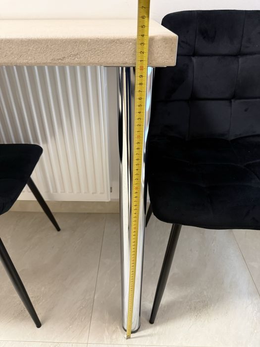 Masa bucatarie+3 scaune catifea