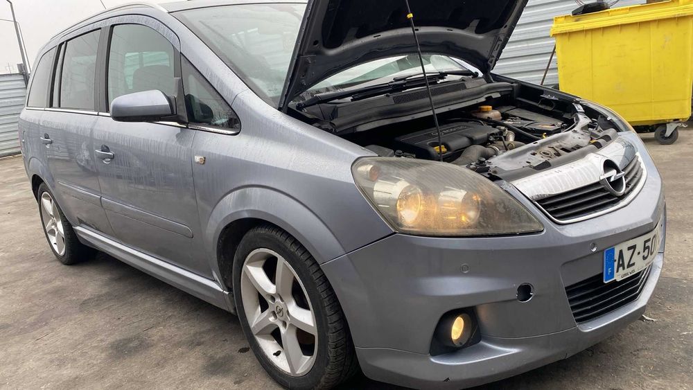 Fata completa  OPC Piese Dezmembrari Opel Zafira B 1.7cdti
