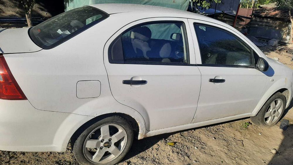 Masina Chevrolet AVEO