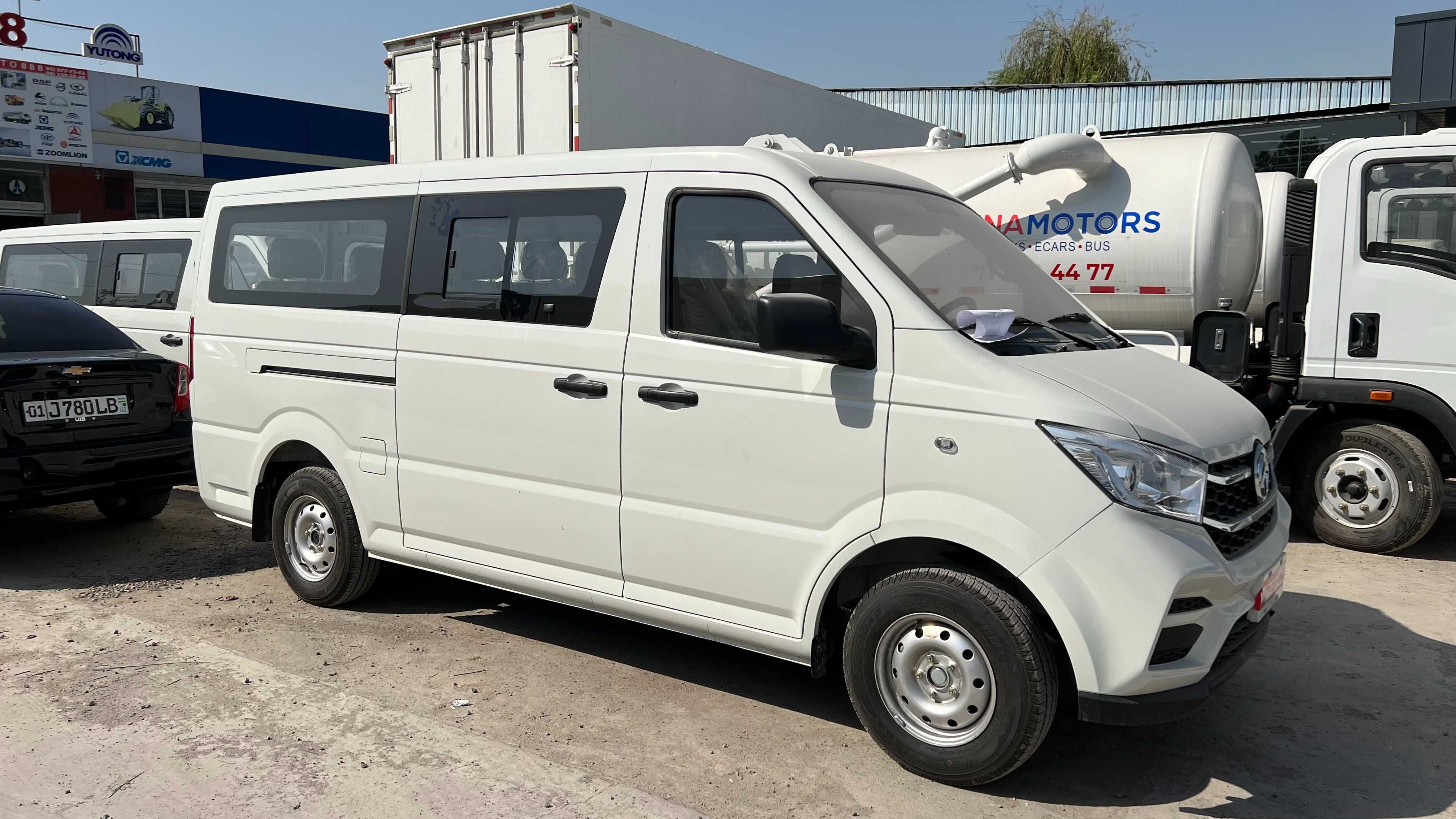 DONGFENG M08 русумли, 9 ва 11 уриндикли  Минивэнларимиз сотувда.