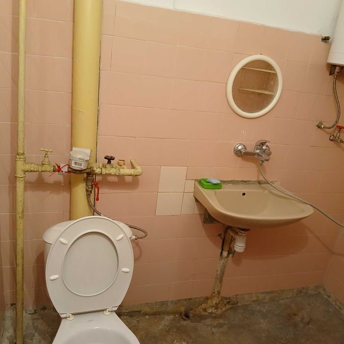 Продава се Двустаен апартамент в Варна, Морска градина - 73 кв.м за 2150 €/кв.м - Снимка #2