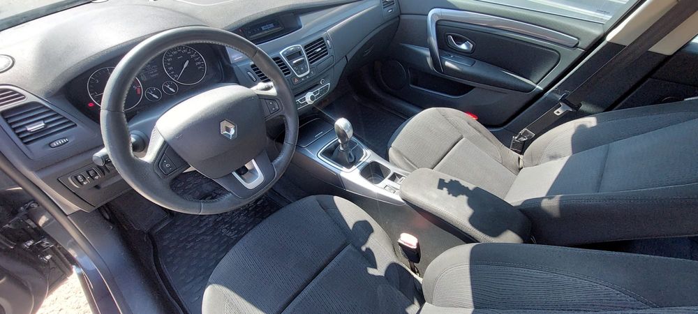 Renault laguna 3 1.5 dci black edition