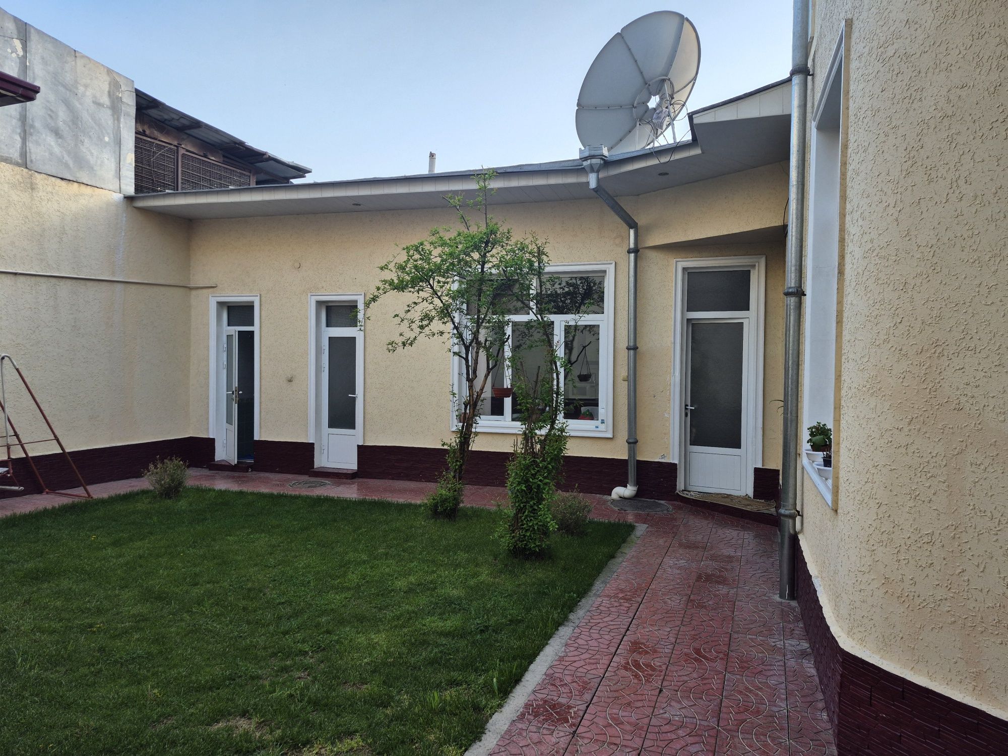 Продается дом 5 сот в центре города