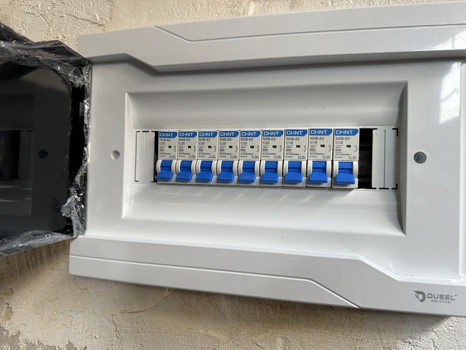 Коттедж сотилади 200кв.м пишган гиштдан солинган киёт махалласинда