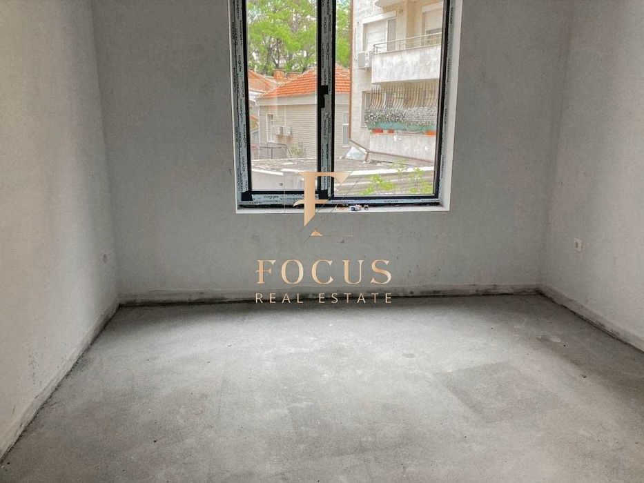 Продава се Тристаен апартамент в Пловдив, Кършияка - 86 кв.м за 2369 €/кв.м - Снимка #3