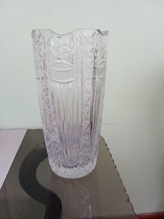 Продам вазу хрусталь