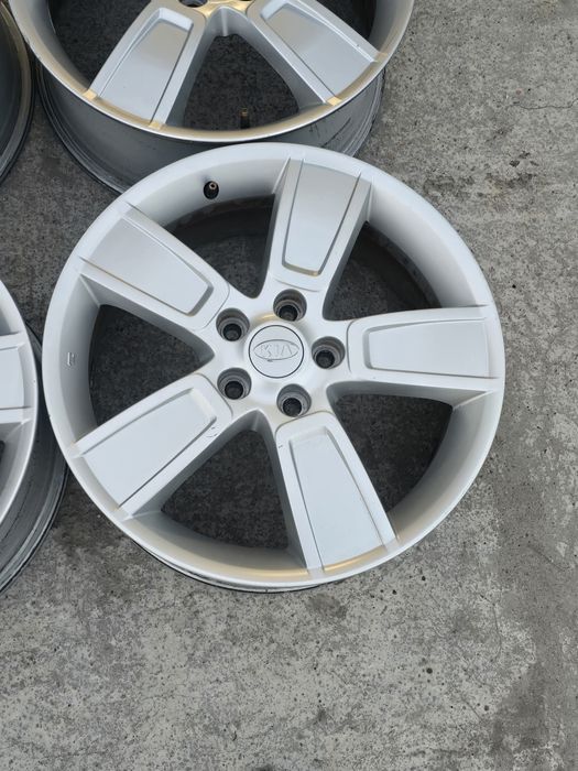 Джанти 18 / 5х114,3 - Kia 5x114,3