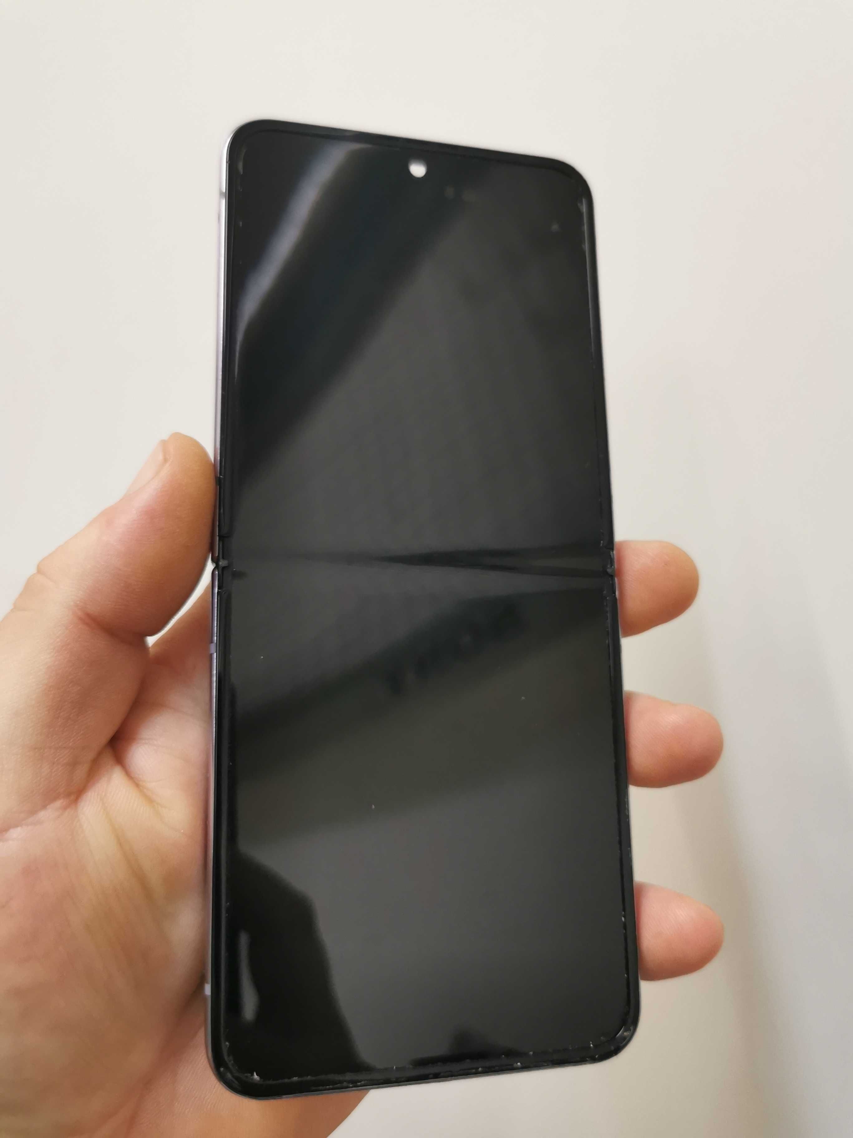 Дисплей за Samsung Galaxy Z Flip 4 190лв.