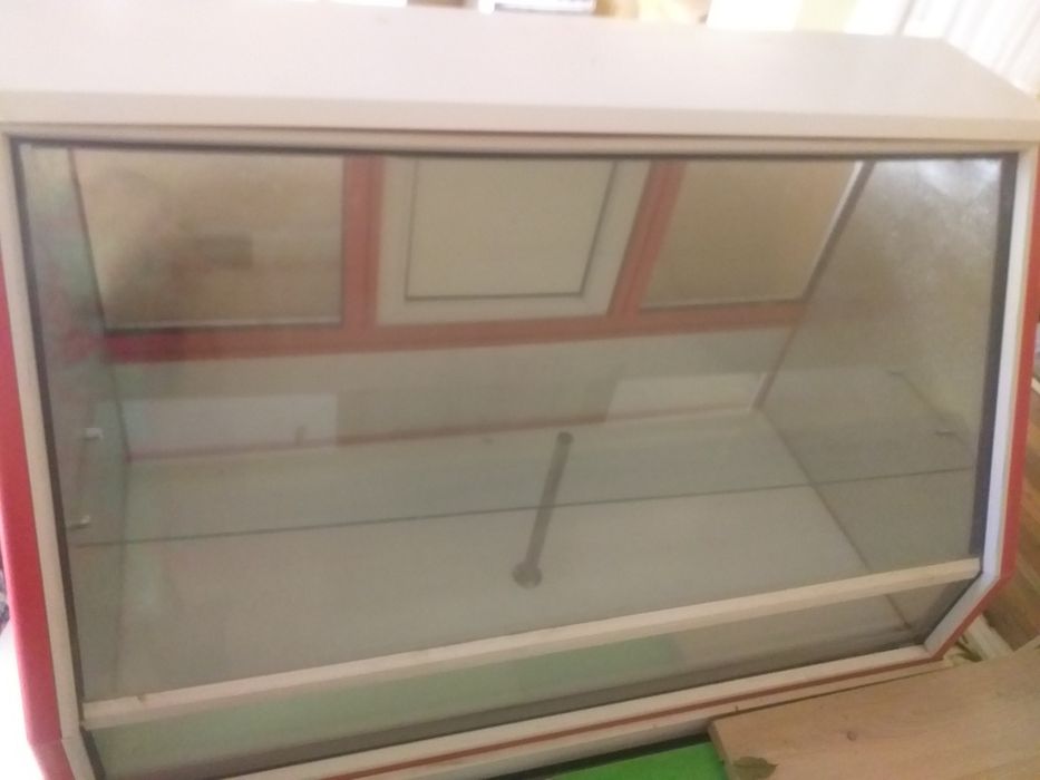 Продаётся витринный холодильник срочно holadilnik sotiladi