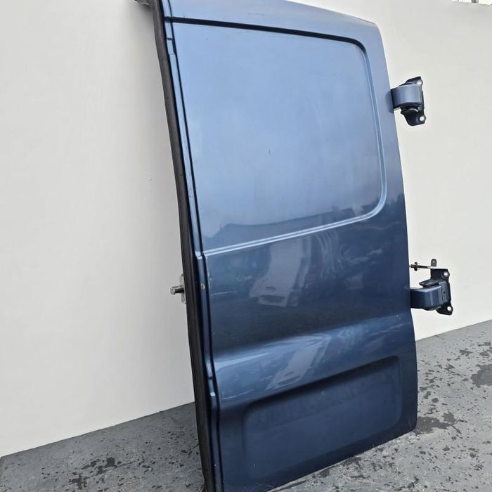 Portiera usa 21E / 4UU dreapta spate Nissan NV300