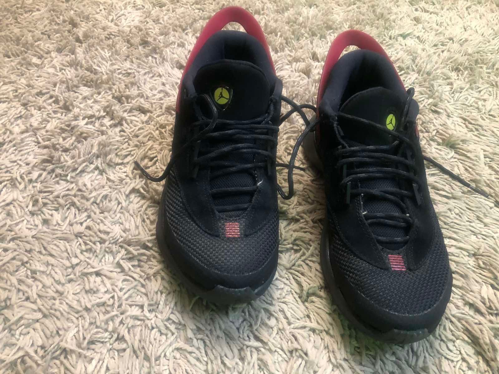 Nike Air Jordan  35.5
