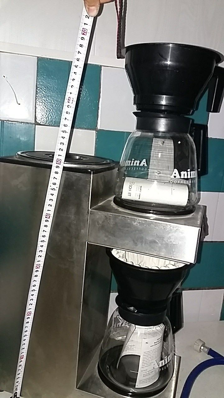 Профессиональная кофе машинка для кафе и дома