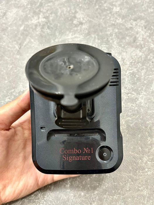 Продам видеорегистратор show-me