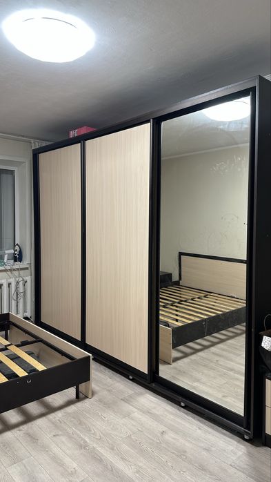 Гарнитур заберите срочно 30.000