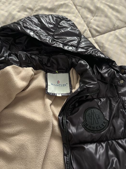 Зимняя куртка Moncler для девочки 4-5 лет