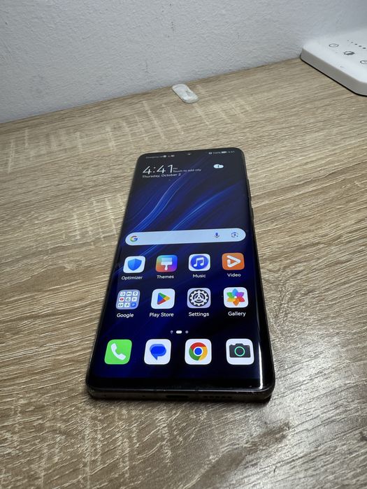 Huawei P30 Pro - 128 GB Memorie - 8 RAM - Liber De Retea