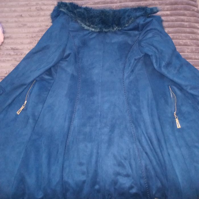 Продам дублёнку женскую исусственную