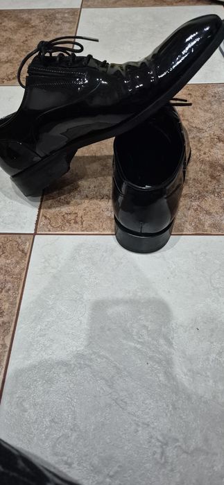 Pantofi de lac pentru ginere