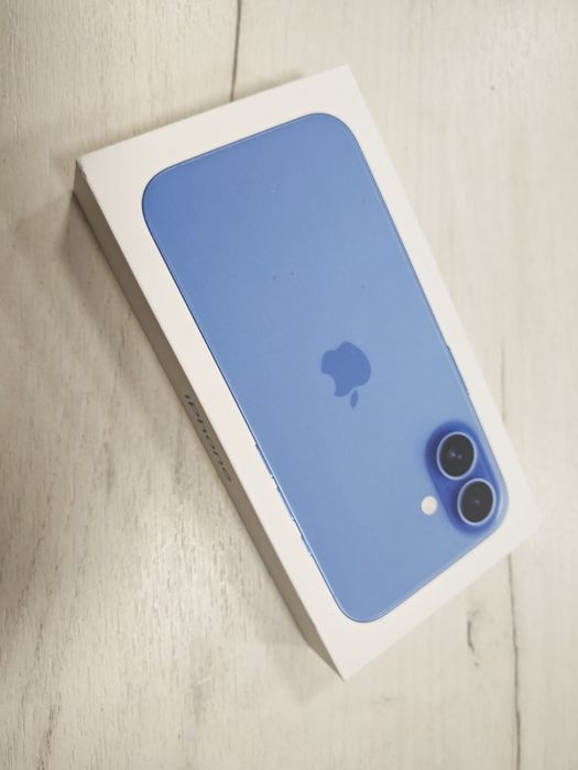 Бартер Чисто нов iPhone 16 5G 128 GB Гаранция