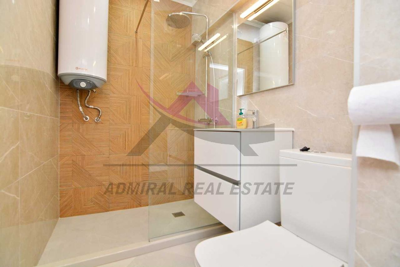 Продава се Двустаен апартамент в Варна, Възраждане 3 - 72 кв.м за 1707 €/кв.м - Снимка #2