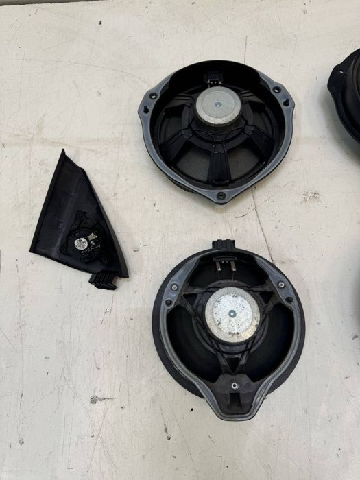 Boxa boxe difuzor difuzoare fata spate tweetere Mercedes E Class w212