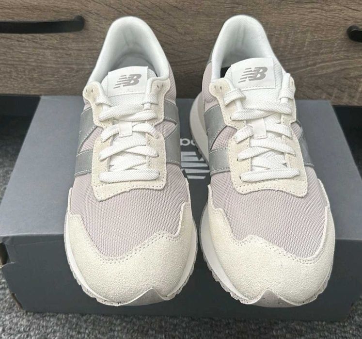 Маратонки New Balance 237