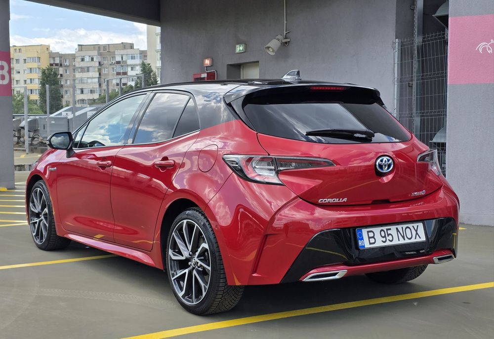 Toyota Corolla 2.0 Hybrid 184cp