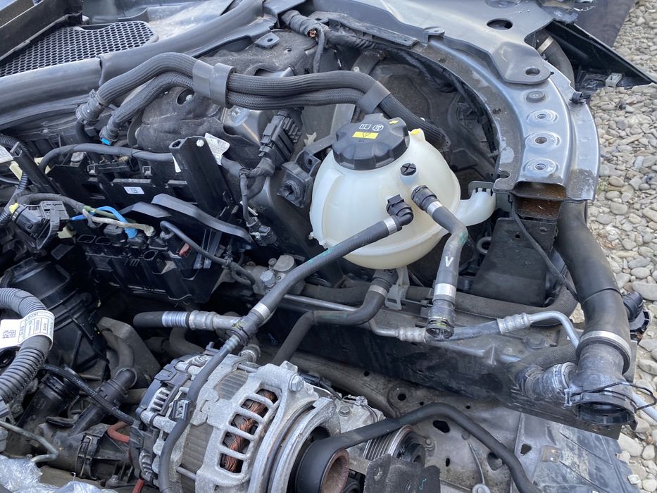 Carcasă filtru ulei , termoflot ulei BMW G11 3.0 D 265 cp