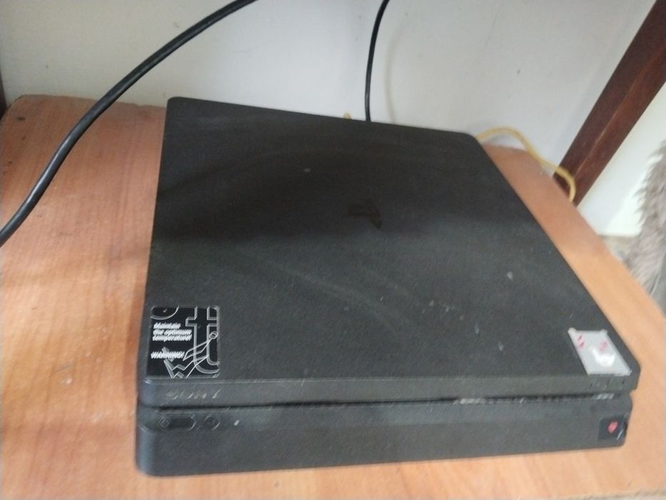 Продам ПС4 Слим Playstation 4 slim