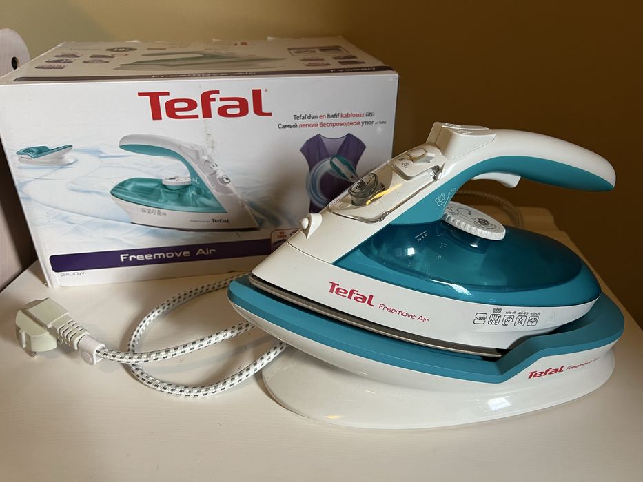 Безкабелна ютия Tefal - FreeMove Air