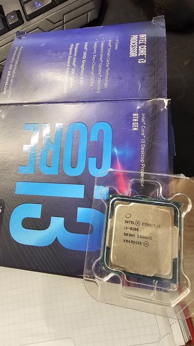 Procesor i3 8100 3.6Ghz Nou