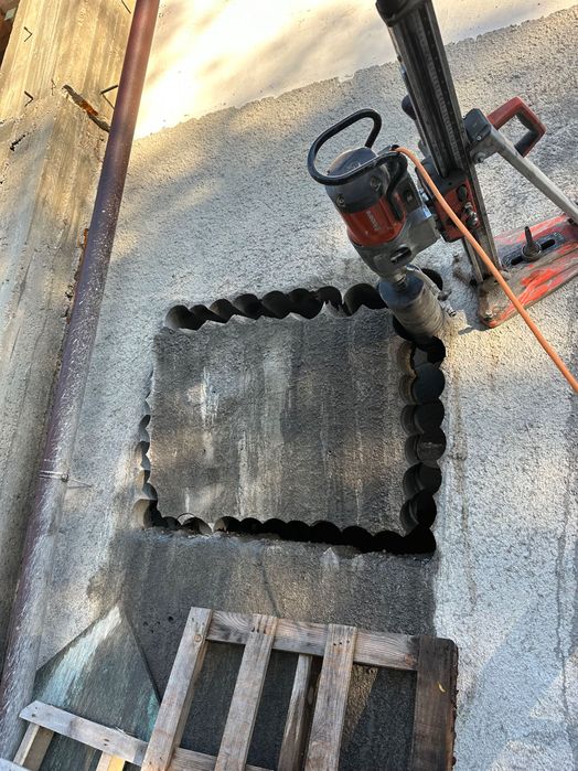 Диамантено пробиване и рязане на отвори дупки в стомано бетон