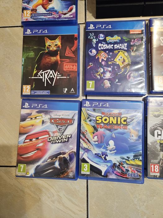 Vand playstation ps4 plus jocuri