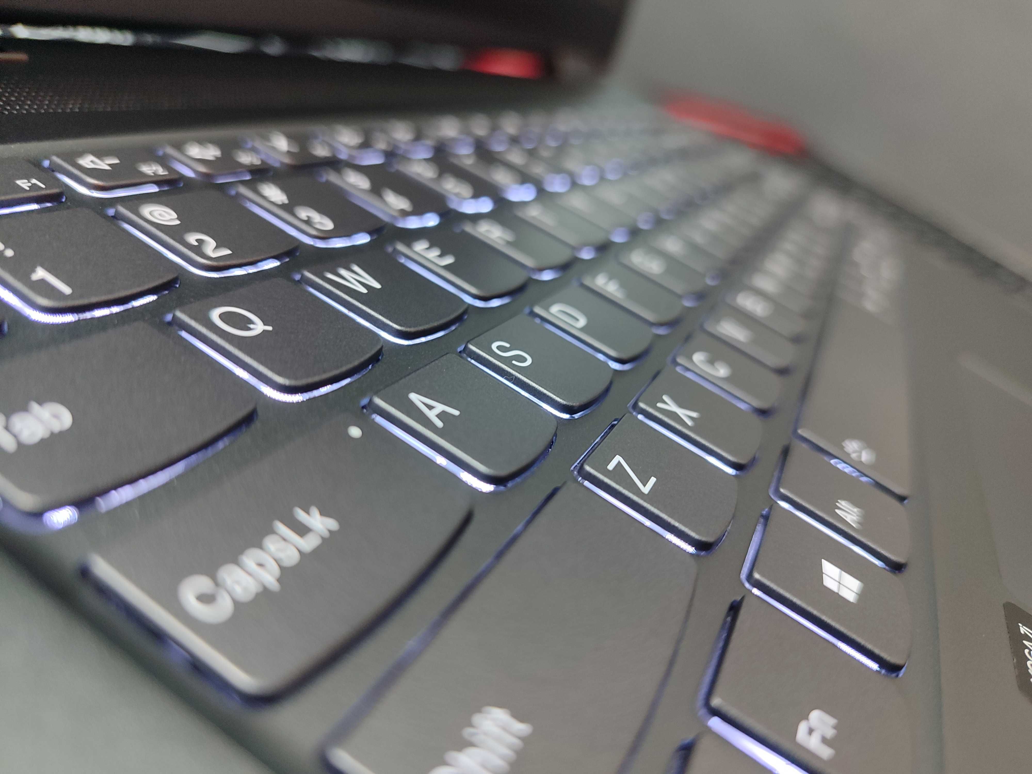 Ноутбук офисный LENOVO YOGA Intel Core i5-1135G7