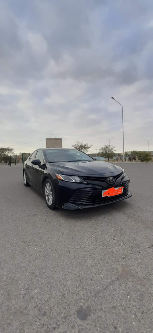 Toyota Camry  срочно