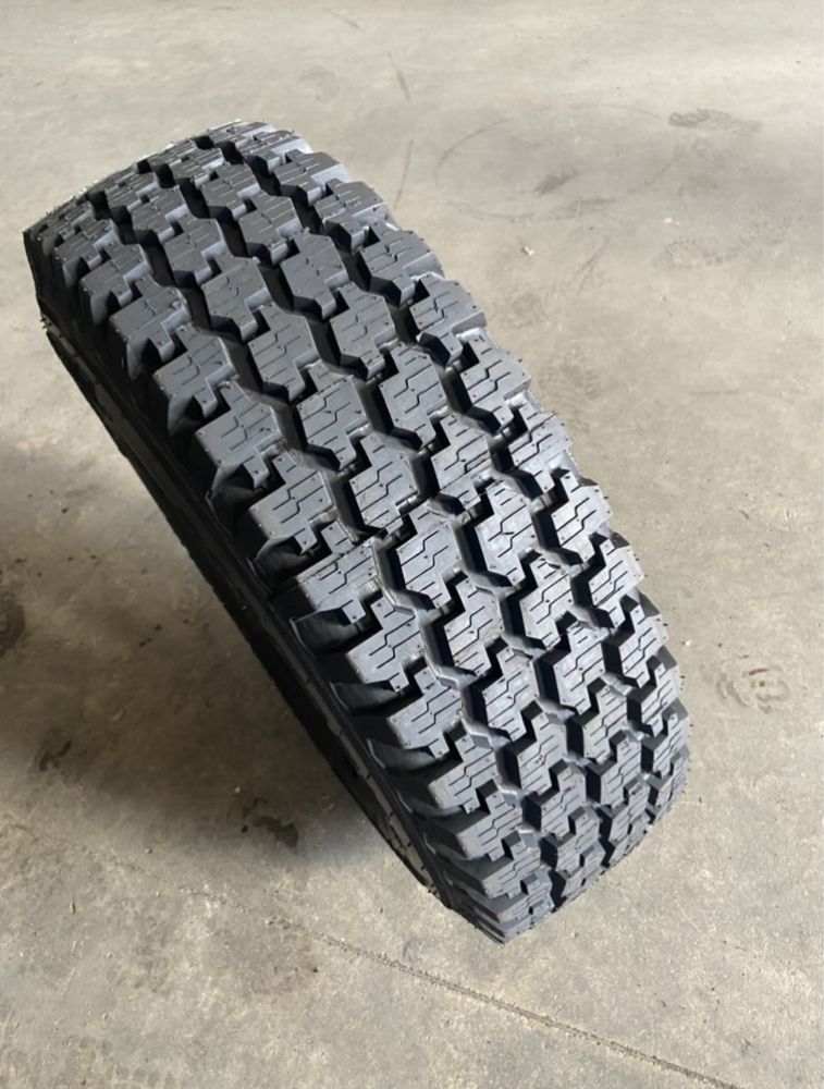 Anvelope M+S  off road 235/75 r15 SAFARI Caliatea 1