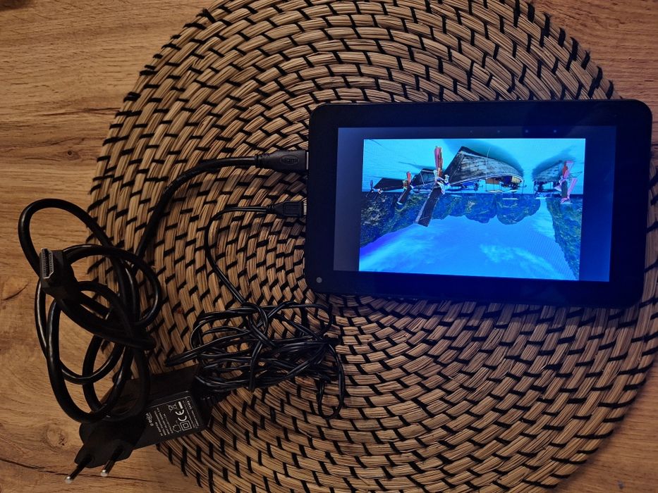 Tableta E-BODA Revo R75
