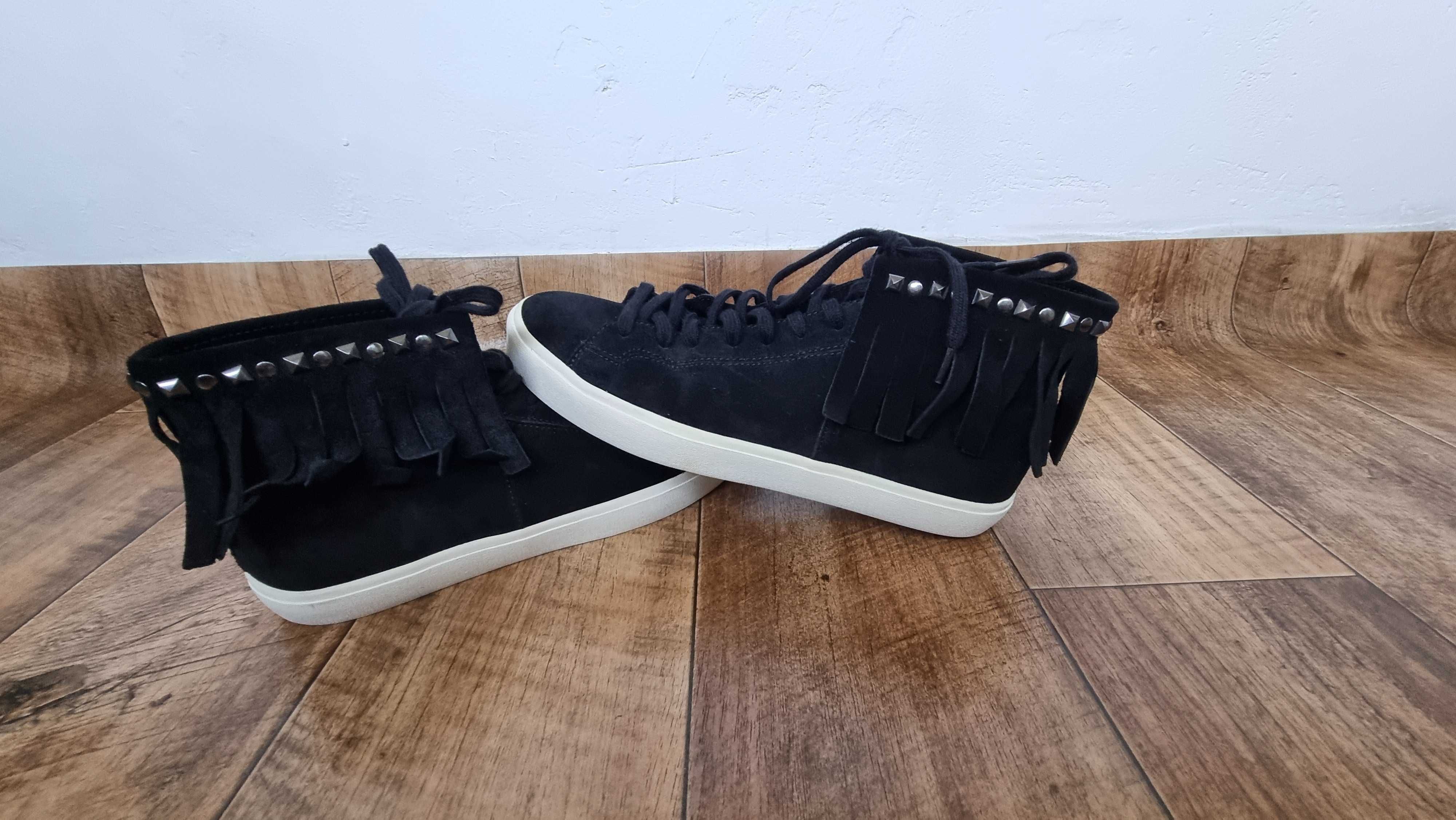 Adidas,New Balance,Mustang,Zara sneackers,различни размери