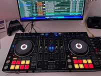 Consola DJ Pioneer DDJ-RX (SX3) + Geanta Transport Novation