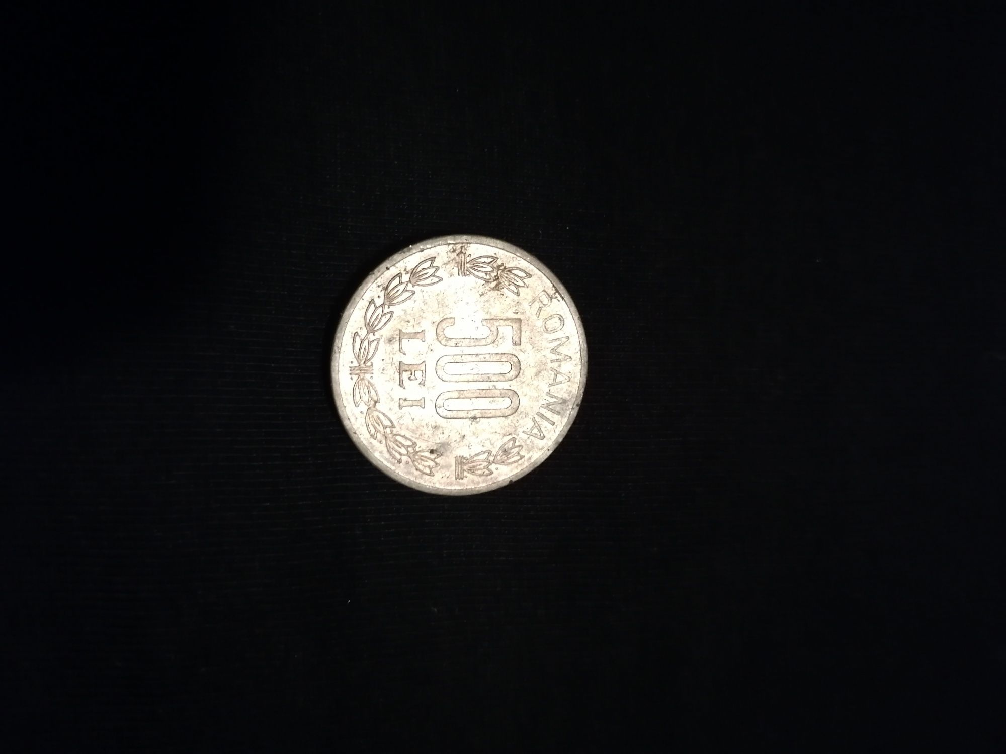 Vând moneda 500 de lei