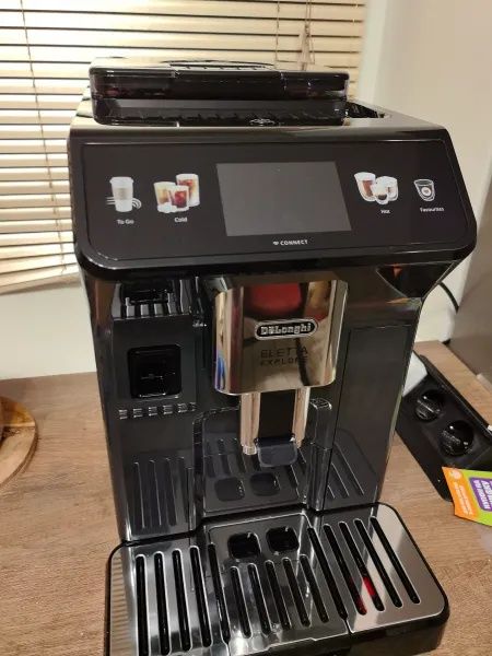 DeLonghi Автоматическая кофемашина ECAM 450.65.S / G