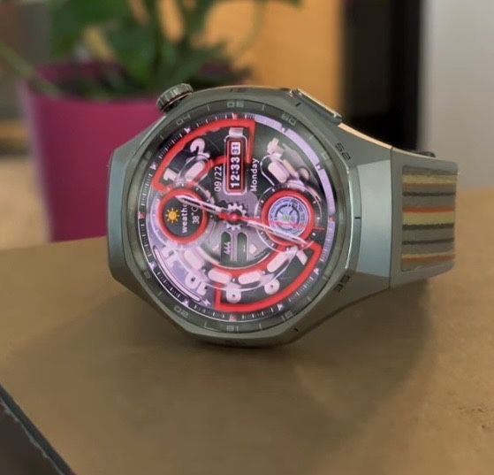 Huawei watch Gt 6 pro Yettel 10.10.25г. Brown + слушалки.