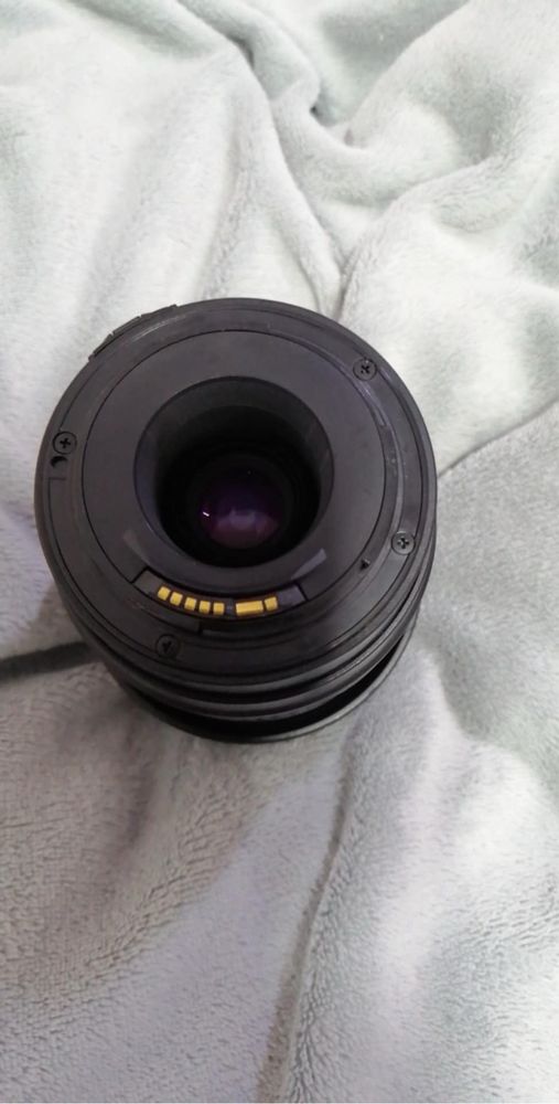 TAMRON 70-300mm F/4-5.6 Di Tele-Macro (1:2) за  Canon