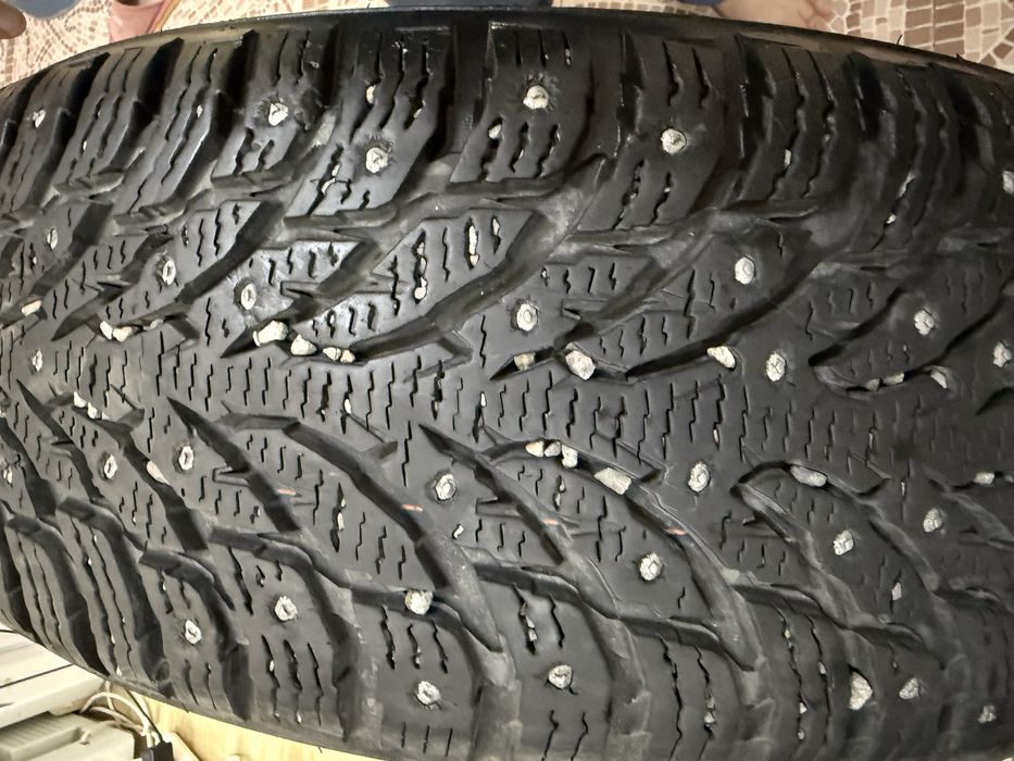 Зимние шины с шипами