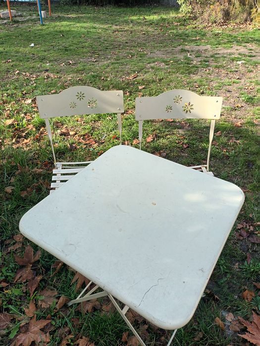 Маса с два стола метални сгъваеми