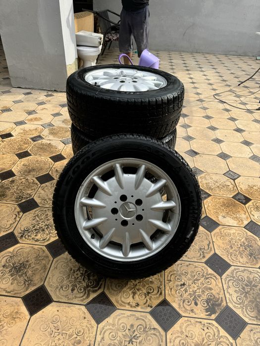 Продам диски и шины Мерседес
