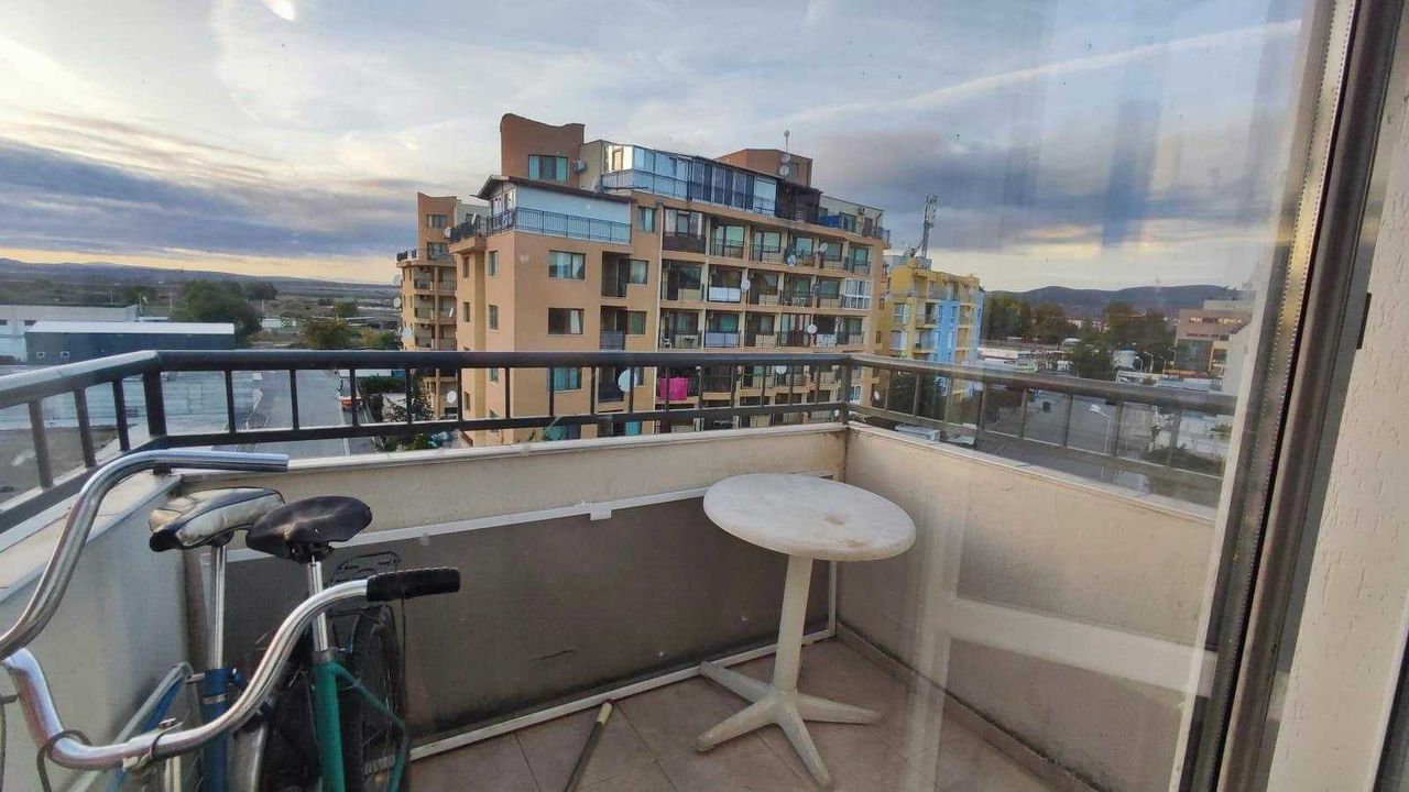 Продава се Едностаен апартамент в к.к. Слънчев бряг - 40 кв.м за 900 €/кв.м - Снимка #7