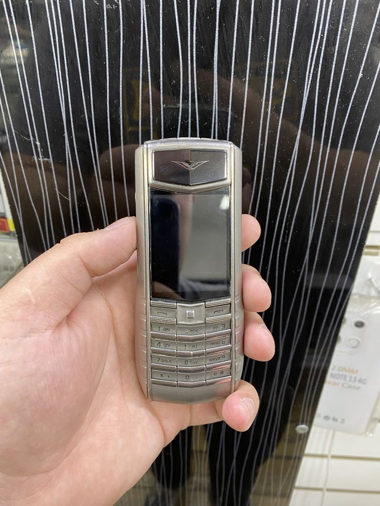Vertu Ascent TI Titanium