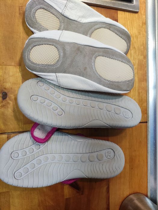 Платенки, цвички и плетени пантофи